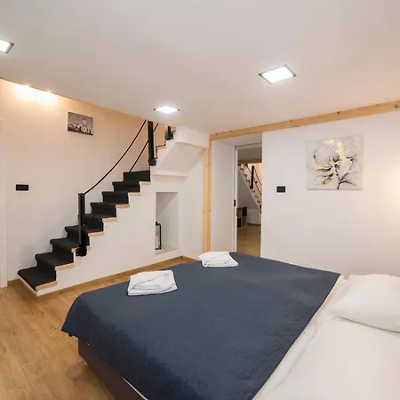 Franky Accommodation Zagreb Exterior photo