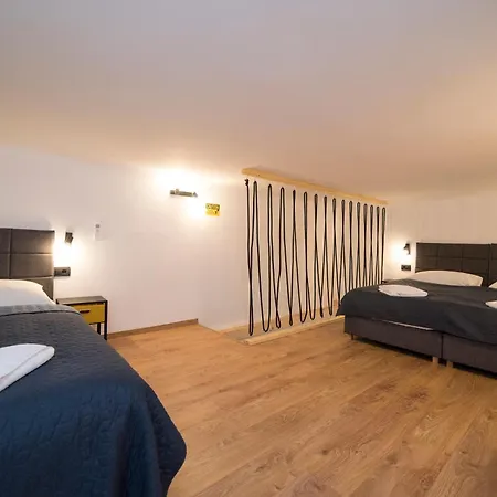 Franky Accommodation Zagreb Exterior photo