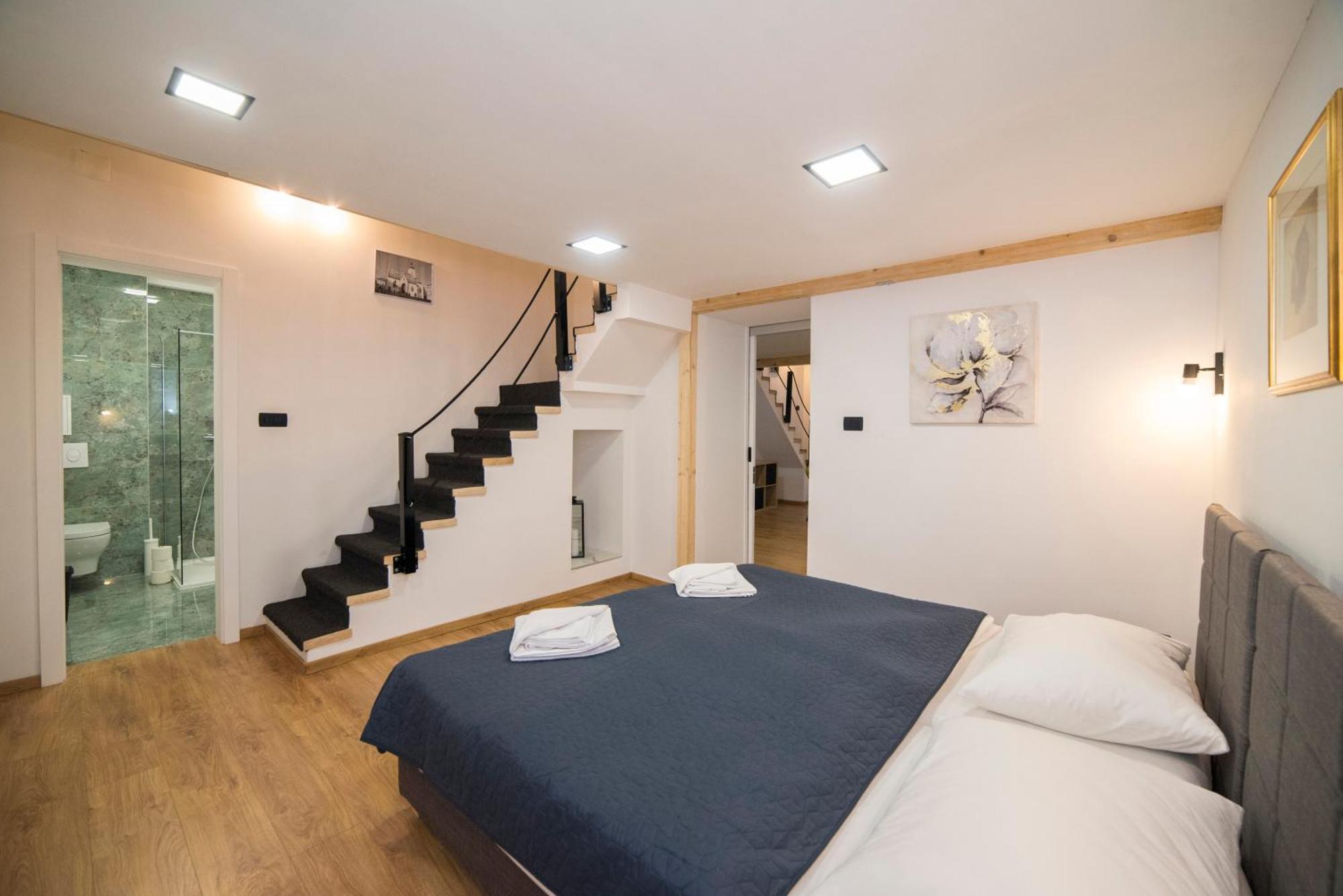 Franky Apartman *
